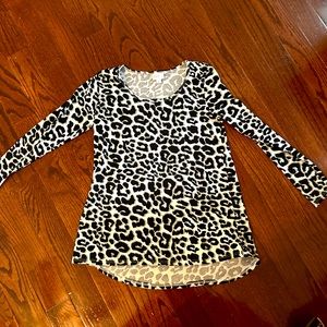 LuLaRoe Lynnae Shirt